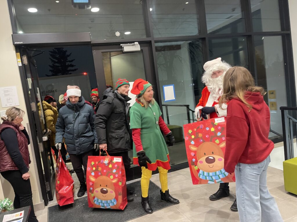 603797341_1297171992454336_3030394707372640424_n