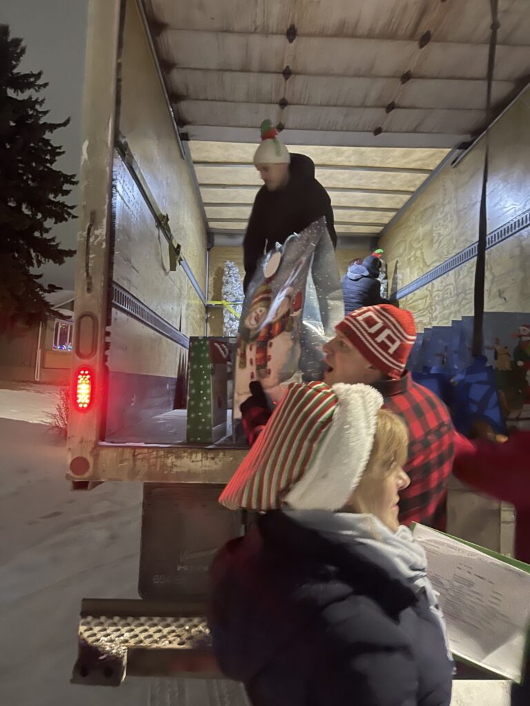 607074769_1297174659120736_7641260735413636568_n